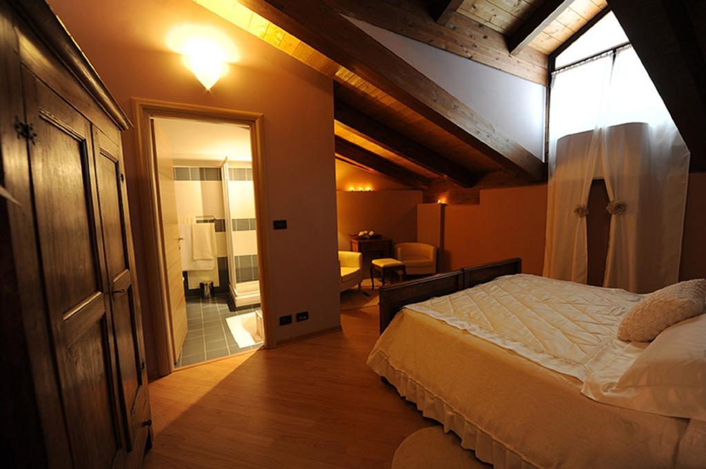 Tenuta Roletto Cuceglio Luaran gambar